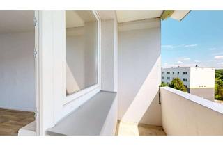 Wohnung mieten in Zapfenweg 16, 06120 Halle, Wohnen über den Dächern von Heide-Nord