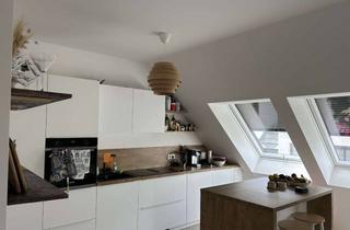 Wohnung mieten in Ludenberger Str. 17a, 40629 Grafenberg, Maisonette-Wohnung mit Klimaanlage, Balkon und Einbauküche