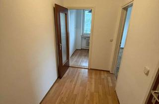 Wohnung mieten in Eisenacher Straße, 96450 Coburg, Helle 1-Zimmer-Wohnung mit Balkon und Küchenzeile in Coburg