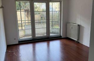 Wohnung mieten in Am Schloß Broich 15, 45479 Broich, helle 2- Raum-Wohnung im 2. OG