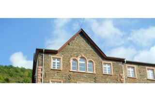 Wohnung mieten in Schloßstr. 16, 56856 Zell, Charmante, großzügige Wohnung mit Aufzug und RUNDUM-PANORAMA- auch gewerbliche Nutzung möglich