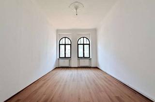 Wohnung mieten in 27576 Lehe, Frisch sanierte 2 Zimmer Altbauwohnung mit hohen Decken in zentraler Lage