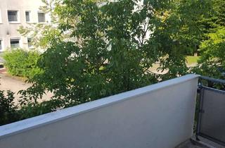 Wohnung mieten in Carl-Maria-Von-Weber-Weg 35, 82538 Geretsried, renovierte 3-Zimmer-Wohnung mit Süd-Balkon