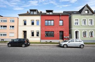 Haus kaufen in 53721 Siegburg, Solide Kapitalanlage oder Familienheim – Mehrgenerationenhaus in bester Lage!