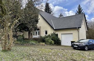 Einfamilienhaus kaufen in 32479 Hille, Einfamilienhaus im Winterschlaf