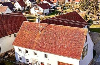 Bauernhaus kaufen in 72393 Burladingen, Wohn-Bauernhaus mit Ausbaureserve, Scheune, Garage und Stellplätzen in Hörschwag