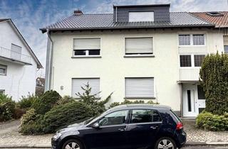 Haus kaufen in 66386 St. Ingbert, Eins, zwei oder Drei… Haus mit drei abgeschlossenen Wohnungen, Doppelgarage