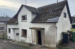 Haus kaufen in Rheinstr., 56244 Hartenfels, Einfamilienwohnhaus freistehend in 56244 Hartenfels - renovierungsbedürftig