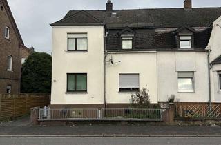 Haus kaufen in Limburger Str. 31, 65604 Elz, MFH mit 3 Wohneinheiten in zentraler Ortslage von Elz