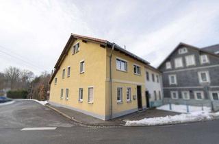Einfamilienhaus kaufen in 96528 Schalkau, Charmantes Einfamilienhaus mit großem Garten und Potential in Schalkau!