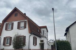 Haus kaufen in 64546 Mörfelden-Walldorf, Stadtromantik als Zweifamilienhaus oder Neubau