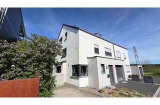 Haus mieten in 71088 Holzgerlingen, Holzgerlingen DHH - attached single family house! Available