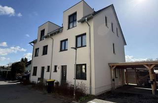 Haus mieten in Schillerstraße 2b, 04509 Delitzsch, Doppelhaushälfte mit Garten in Innenstadtnähe