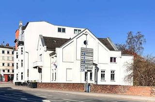 Anlageobjekt in 19055 Lewenberg, Wohn- und Geschäftshaus mit Grundstück Nähe Pfaffenteich