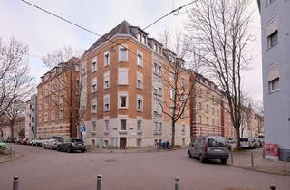 Wohnung kaufen in 70376 Bad Cannstatt, Altbaujuwel mit Balkon 4 Zimmer im Herzen von Bad Cannstatt