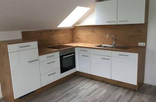 Wohnung mieten in 93183 Kallmünz, Renovierte 2-Zimmer-Dachgeschosswohnung mit Einbauküche in Kallmünz