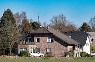 Mehrfamilienhaus kaufen in 50259 Pulheim, Exklusives, ruhig gelegenes Mehrfamilienhaus an Privatstraße mit Waldrandlage in Pulheim