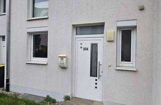 Haus mieten in 76448 Durmersheim, Reihenmittelhaus mit 4 Zimmern im Zentrum von Durmersheim