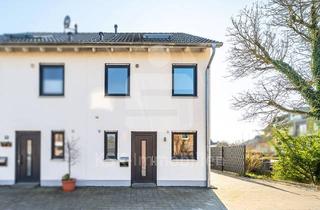 Doppelhaushälfte kaufen in 50259 Pulheim, Energieeffizienzklasse A. Im Jahr 2018 fertiggestellte Doppelhaushälfte im Herzen von Geyen.