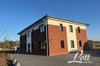 Wohnung mieten in 26689 Apen, **Erstbezug ! Sonnige Erdgeschosswohnung mit Terrasse!**