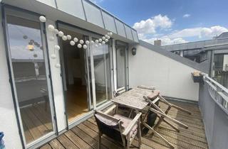 Wohnung kaufen in Boxhagener Straße 33, 10245 Berlin, Berlin - Vermietete Moderne Familienwohnung mit Terrasse in Berlin-Friedrichshain