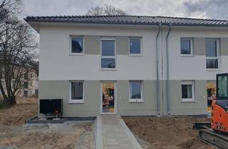 Doppelhaushälfte kaufen in Eulenweg 1C, 15741 Bestensee, Bestensee - Bezugsfertige Doppelhaushälfte mit 5 Zimmer- Energieklasse NH-40!