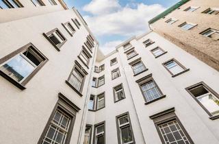 Haus kaufen in Fürbringerstraße, 10961 Berlin, Berlin - Wohn- und Geschäftshaus in charmanter Ecklage im beliebten Bergmannkiez