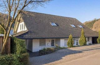 Doppelhaushälfte kaufen in 57392 Schmallenberg, Schmallenberg - Energieeffizienz A+ trifft Lebensqualität - Wohnen, Vermieten und Golfen im Herzen des Sauerlands