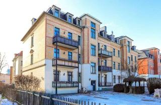 Wohnung kaufen in 01129 Dresden, Dresden - +++ Gehobene 4-Zimmer-Altbauwohnung mit saniertem Bad, 2 Balkonen und sep. Hobbyraum +++