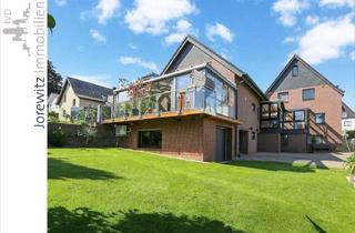 Einfamilienhaus kaufen in 33739 Bielefeld, Bielefeld - Jöllenbeck: 2 bereits in Wohnungseigentum aufgeteilte Einfamilienhäuser mit 4 Garagen & 6 Stellplätzen