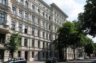 Wohnung kaufen in Großbeerenstraße 56B, 10965 Berlin, Berlin - Komfortabel und modern - 2-Zimmer-Altbauwohnung im denkmalgeschützten Riehmers Hofgarten