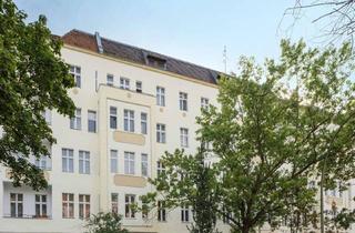 Wohnung kaufen in Osloer Straße 110, 13359 Berlin, Berlin - Bezugsfreie, sanierte 2-Zimmer-Altbauperle mit Aufzug & Balkon