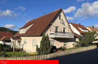 Haus kaufen in 78559 Gosheim, Gosheim - Voll vermietetes Zweifamilienhaus mit Garagen in Gosheim