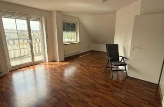 Wohnung kaufen in 33100 Paderborn, Paderborn - 3 Zimmer Wohnung mit Süd-Balkon und Außenstellplatz in Paderborn