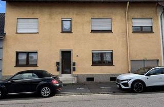 Mehrfamilienhaus kaufen in 66352 Großrosseln, Großrosseln - Großes Mehrfamilienhaus mit 4 Wohneinheiten in Großrosseln -Nähe Zentrum- zu verkaufen