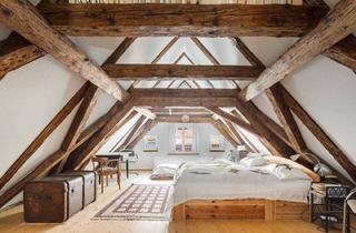 Wohnung kaufen in 86899 Landsberg, Landsberg am Lech - Alte Bergstraße: Altstadtwohnung mit Charakter in einem denkmalgeschützen Gebäude