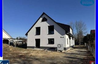 Doppelhaushälfte kaufen in 16356 Werneuchen, Werneuchen - Moderne Doppelhaushälfte mit 5 Zimmern - bezugsfertig und provisionsfrei