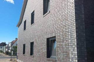 Wohnung kaufen in 26919 Brake, Brake - Exkl. 3 ZKB Neubau-Eigentumswohnung in zentraler und begehrter Wohnlage von Brake