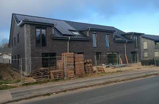 Wohnung kaufen in 26919 Brake, Brake - Exklusive 3-Zimmer-Neubauwohnung im Dachgeschoss - Ruhiges 6-Familienhaus in guter Lage von Brake