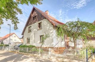 Doppelhaushälfte kaufen in 76646 Bruchsal, Bruchsal - DHH mit schönem Garten in ruhiger zentraler Lage in Bruchsal. Unterkellert & ausbaufähig