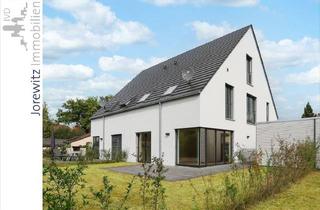 Doppelhaushälfte kaufen in 33659 Bielefeld, Bielefeld - Top-Modern & KfW-Effizienzhaus 55: Erstbezug Doppelhaushälfte mit Carport in Bi-Senne