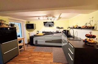 Mehrfamilienhaus kaufen in 54294 Trier, Trier / Euren - Gepflegtes Mehrfamilienhaus mit 4 Wohneinheiten sowie Garten und Innenhofterrasse