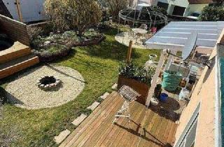 Haus kaufen in 97464 Niederwerrn, Niederwerrn - Provisionsfrei !! 3-Fam.-Haus in Niederwerrn