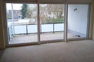Wohnung kaufen in 42659 Solingen, Solingen - Stilvolle 3-Zimmer-Wohnung mit großem Sonnenbalkon & Stellplatz