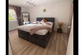 Wohnung kaufen in 72574 Bad Urach, Bad Urach - Schöne 2 Zimmer Wohnung in ruhiger aber zentraler Lage