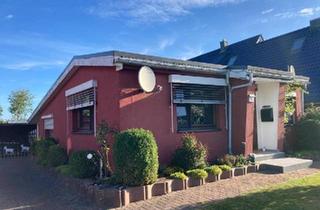 Haus kaufen in 23824 Tensfeld, Tensfeld - Bungalow mit Garten in ruhiger Lage-ebenerdig wohnen in Tensfeld