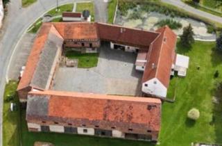 Haus kaufen in 07381 Pößneck, Pößneck - Vierseitenhof bei Triptis