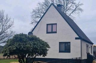 Einfamilienhaus kaufen in 24802 Emkendorf, Emkendorf - Freistehendes Einfamilienhaus mit großem Grundstück.