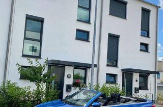 Reihenhaus kaufen in Rotkehlchenweg 134, 65205 Wiesbaden, Wiesbaden-Nordenstadt - Modernes 6-Zimmer-Familienhaus (Bj. 2021) mit Garten & 2 TG-Stellplätzen