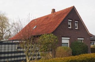 Haus kaufen in 26506 Norden, Norden - Haus + Einliegerwohnung mit viel Potential auf großem Grundstück